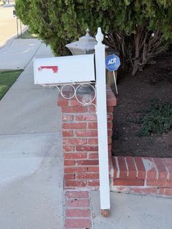 Mail box