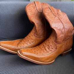 Botas De Lagarto/ Crocodile Boots 