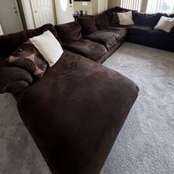 Oversized sectional and 2 Oversized chairs