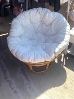 Moon chair