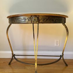 CONSOLE TABLE 