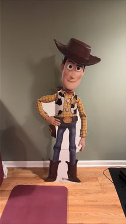 Toy Story Woody cardboard cutout