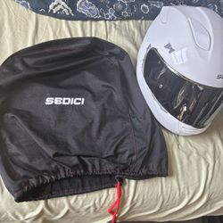 FREE White Sedici Motorcycle Helmet