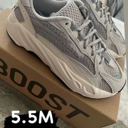 Adidas Yeezy Boost 700 V2 Static Size 5.5