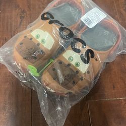 Cars Mater Adult Size Men 7 Women 9 Crocs 