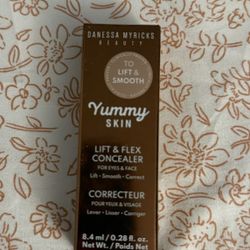 Danessa Myricks beauty lift & flex concealer