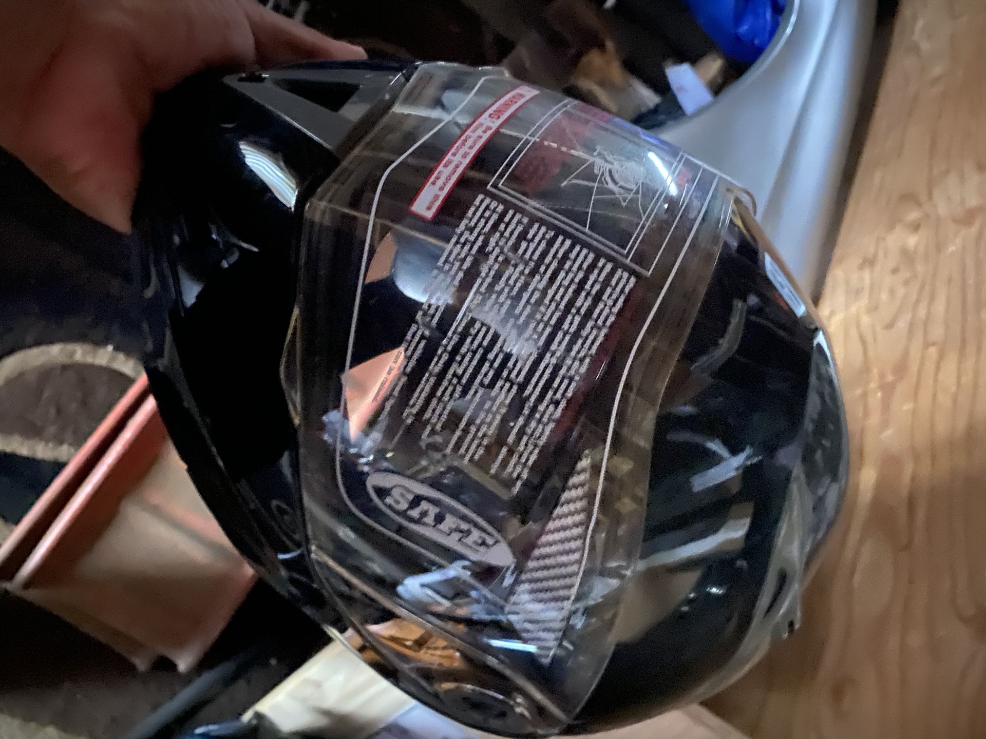 Motorcycle helmet