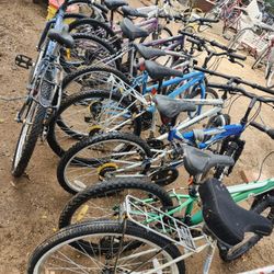 10 Bikes 26 .24inch VERY GOOD CONDITION EVERYTHING IS GOOD CONDITION  All For  300
