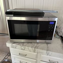 Thermador 24 Inch Microwave 