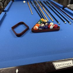 Brunswick Contender 8’ Pool Table