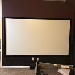 120 Screen And Projector Epson 