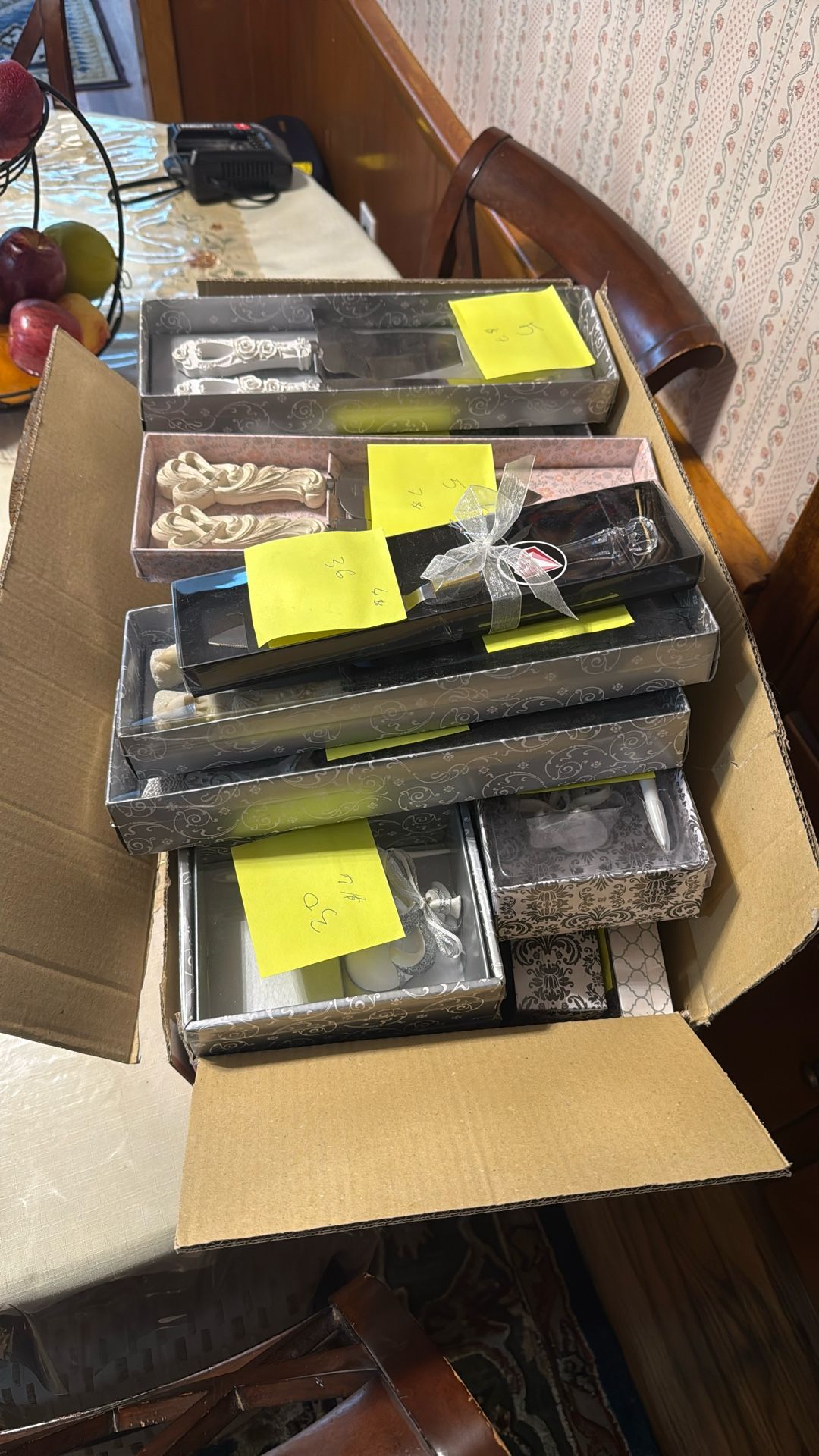 Bulk Wedding Supplies Hundreds Of Items Look At Listings