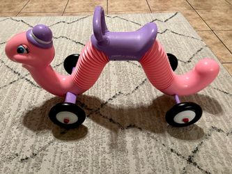 Radio flyer Inch worm