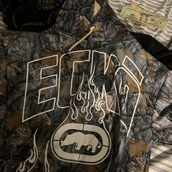 Ecko hoodie (make an offer)