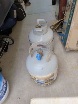 Propane tanks 2 $25 each