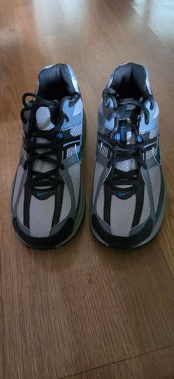 Nike Running Sneakers Gray Green Blue