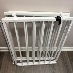 Baby Gate For Stairs/ Adjustable Indoor Dog Gate