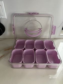 Storage container
