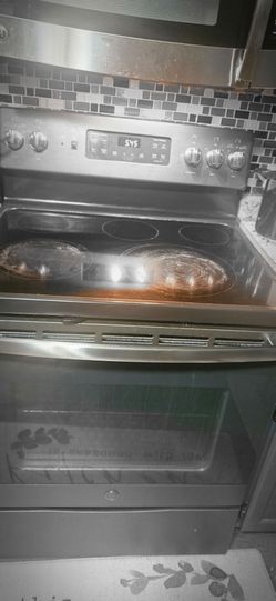 GE Stainless Steel Electric Range Stove