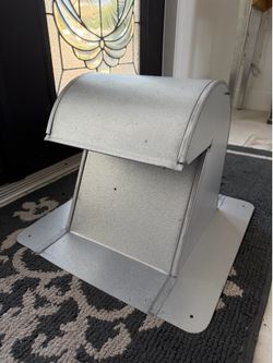 Metal gooseneck breather for roofs