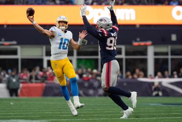 New England Patriots vs Los Angeles Chargers