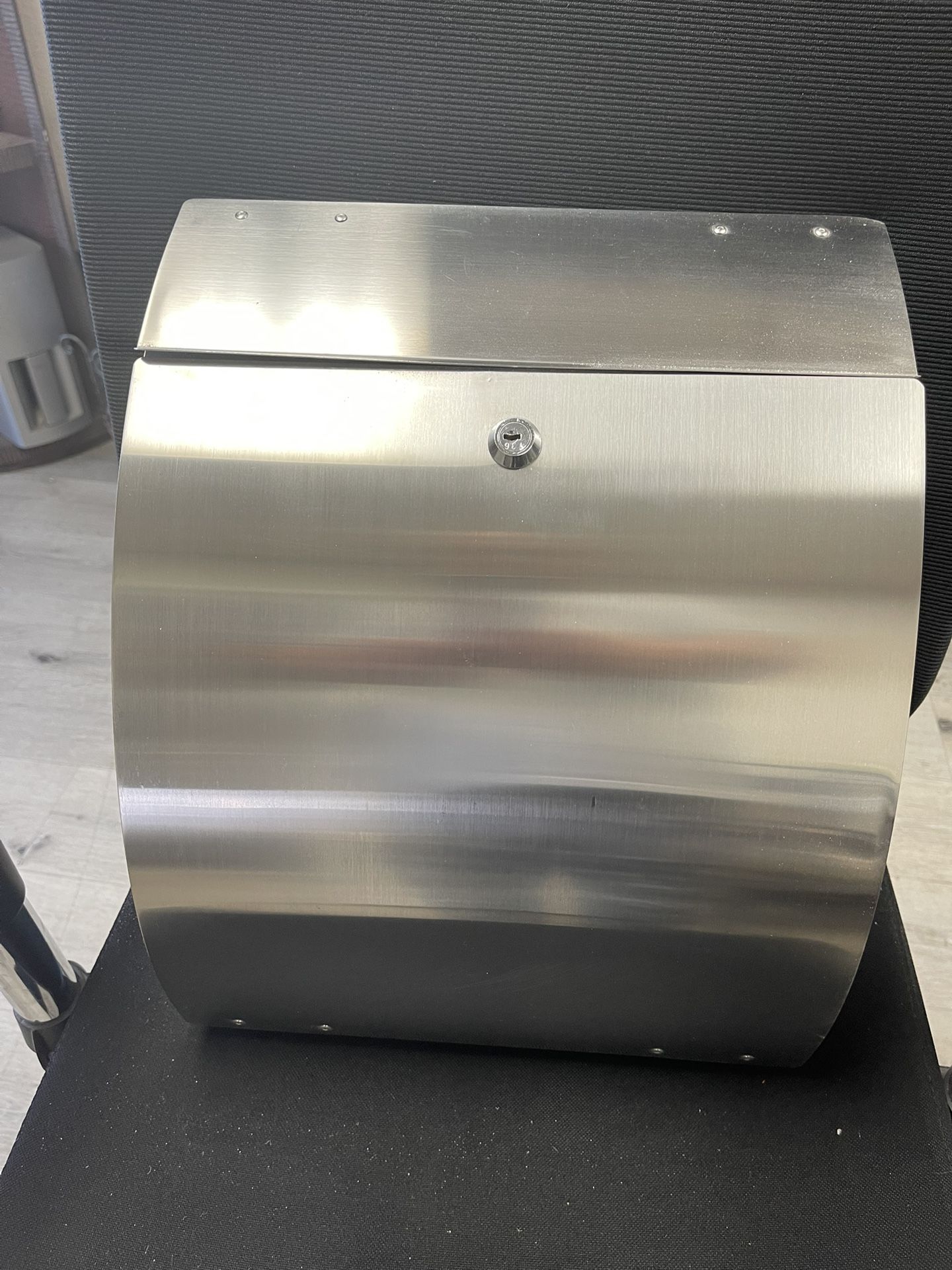 stainless steel mail box ELEGANZA brand new in box