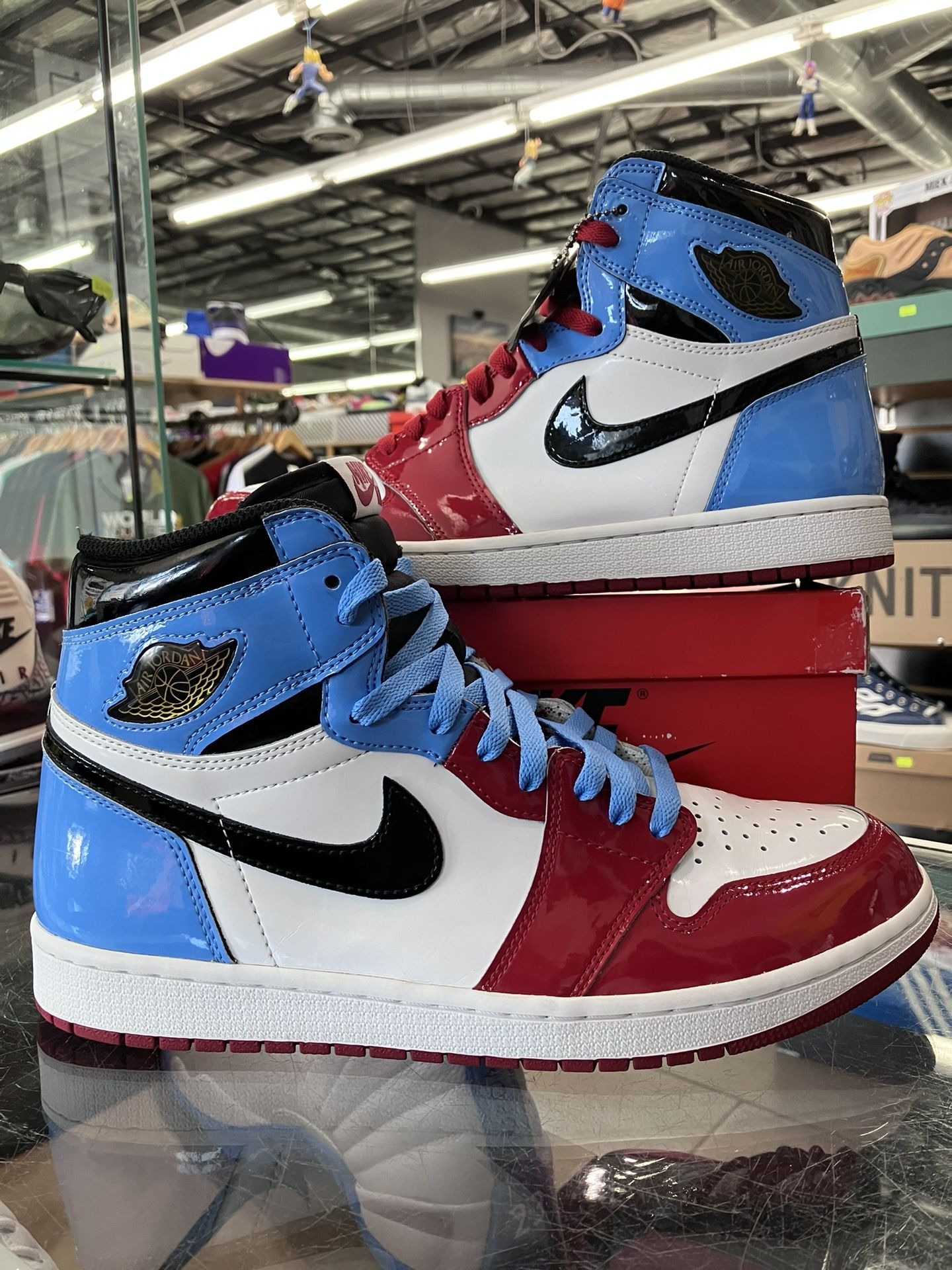 Air Jordan 1 Retro High Fearless UNC Chicago