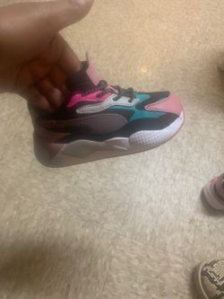 Puma size 9 toddler girl