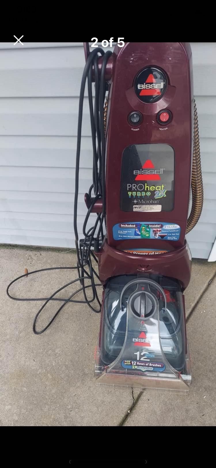 Carpet Cleaner With attachment