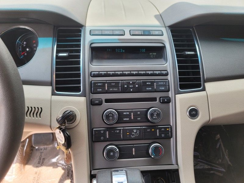 2011 Ford Taurus