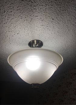 Light fixture