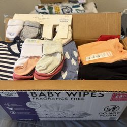 Tons Of Baby Girl Clothes 
