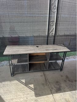 TV Stand (PLEASE READ DESCRIPTION)