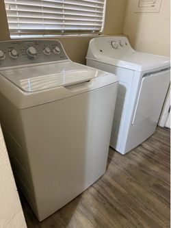 GE Washer and Dryer Set