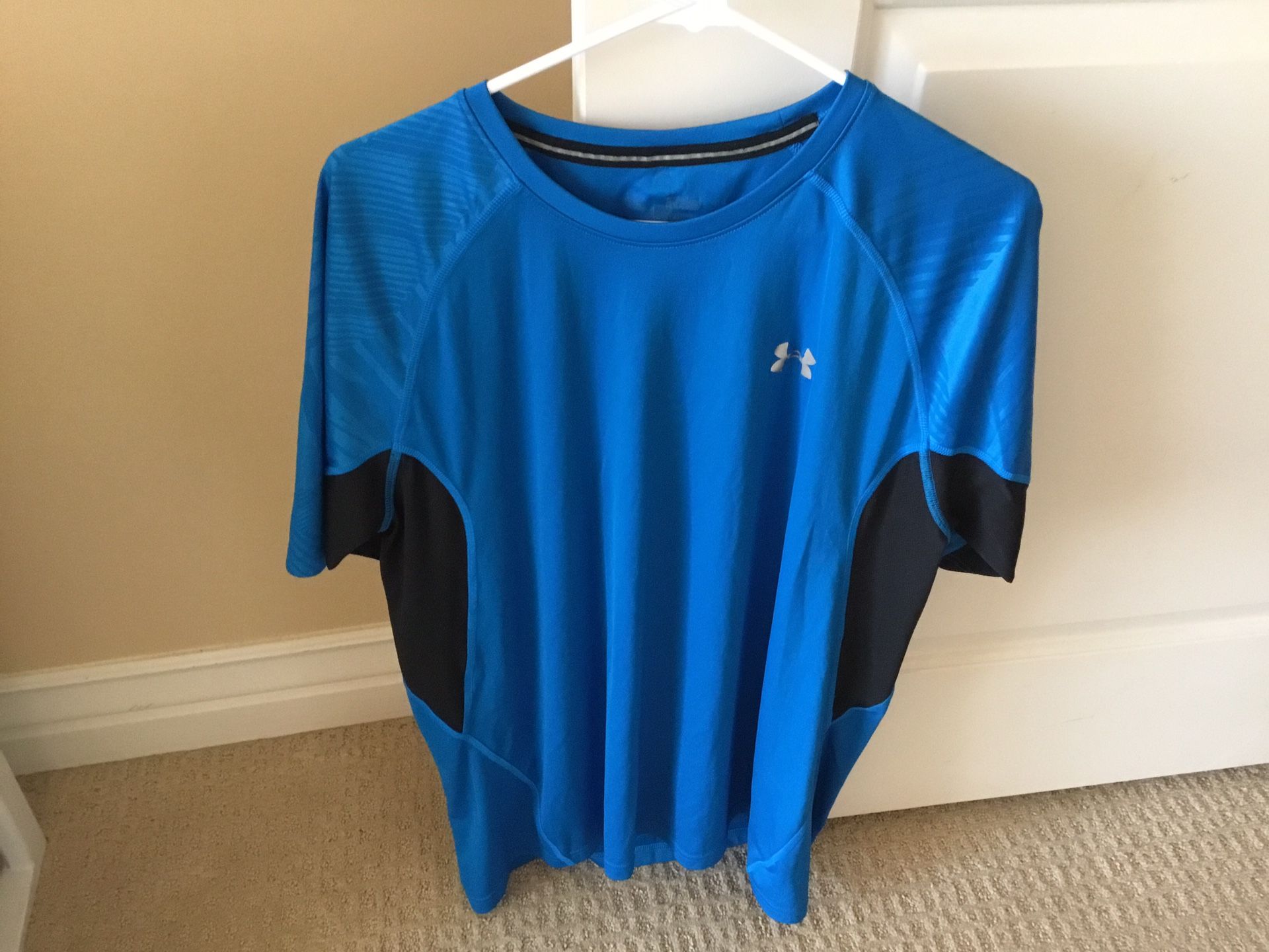 Under Armour Men’s Shirt Blue, Dry Fitted, Lg, Orange Tee Shirt, XLG, Hulk, Dry Fitted, Gray, XLG, Perform, Gray/Black, LG, No Tears or Stains, $5 ea.