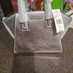 Michael Kors Purse Brand New Tags Still On It And Paper