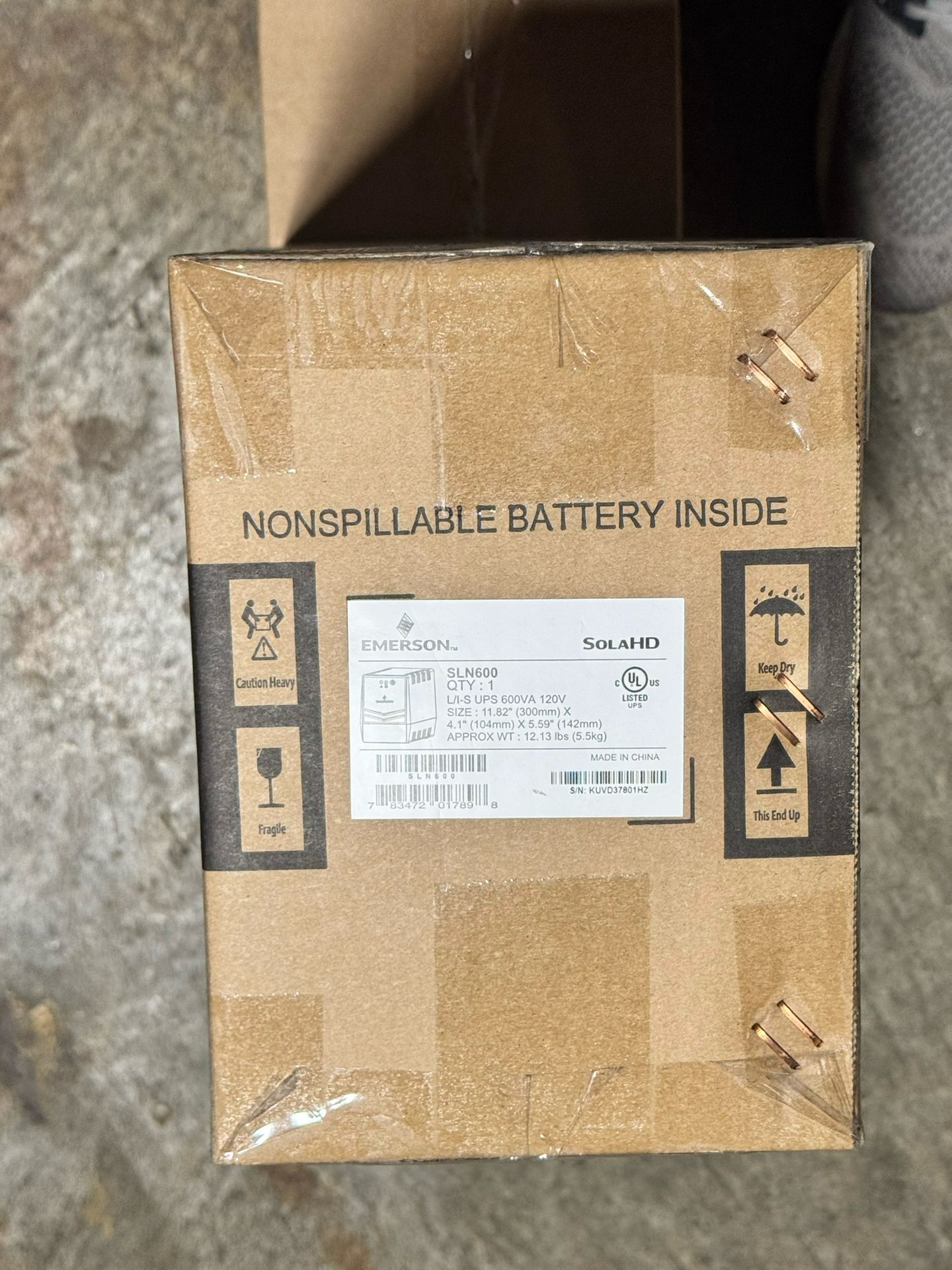 UPS Uninterruptible Power Supply Backup and Extra Replacement Battery
