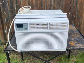 Homelabs 8000 BTUs window air conditioner with remote AC