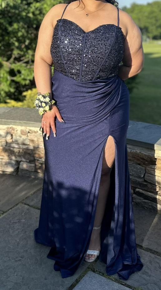 Navy Blue Prom Dress/Size16