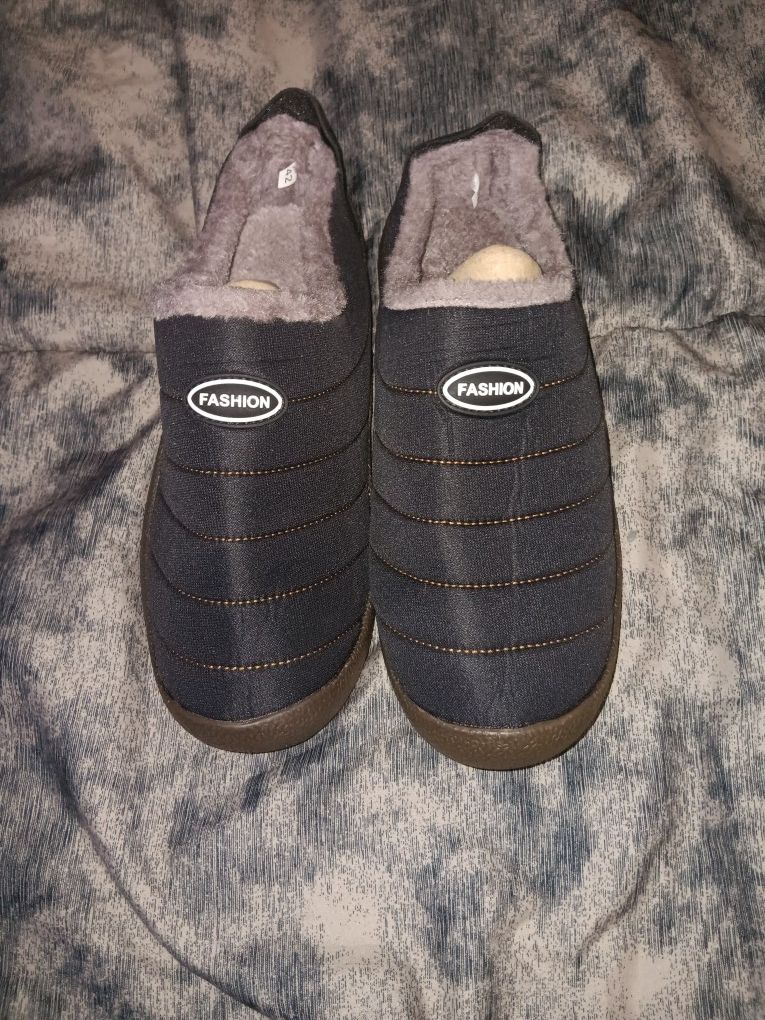 Mens Fashion In/outdoor Slippers Sz 9