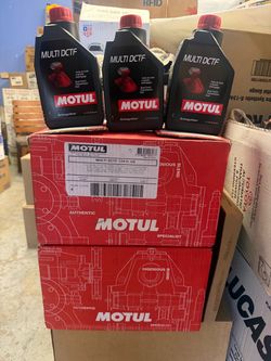 Motul Dual Clutch Transmission Fluid 1 Liter