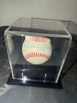 Mickey Mantle Signed Baseball Beckett Certified