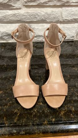 Vince Camuto  Gently Worn Bc-Corlina in Size 6