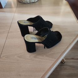 American Eagle Black Fringe Shoes