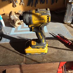 Delwat Impact Driver