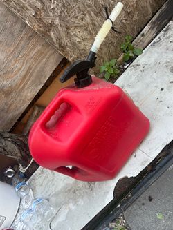 Gas tank