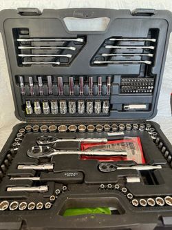 Stanley Mechanics Tool & Socket Set – SAE & Metric – Complete Case – $125 OBO