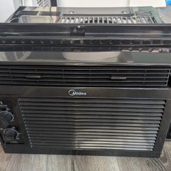 Window Air Conditioner 