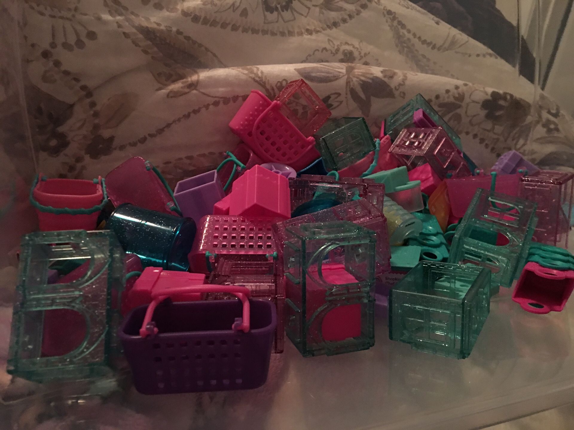 Lots of Shopkins baskets and containers/ boxes