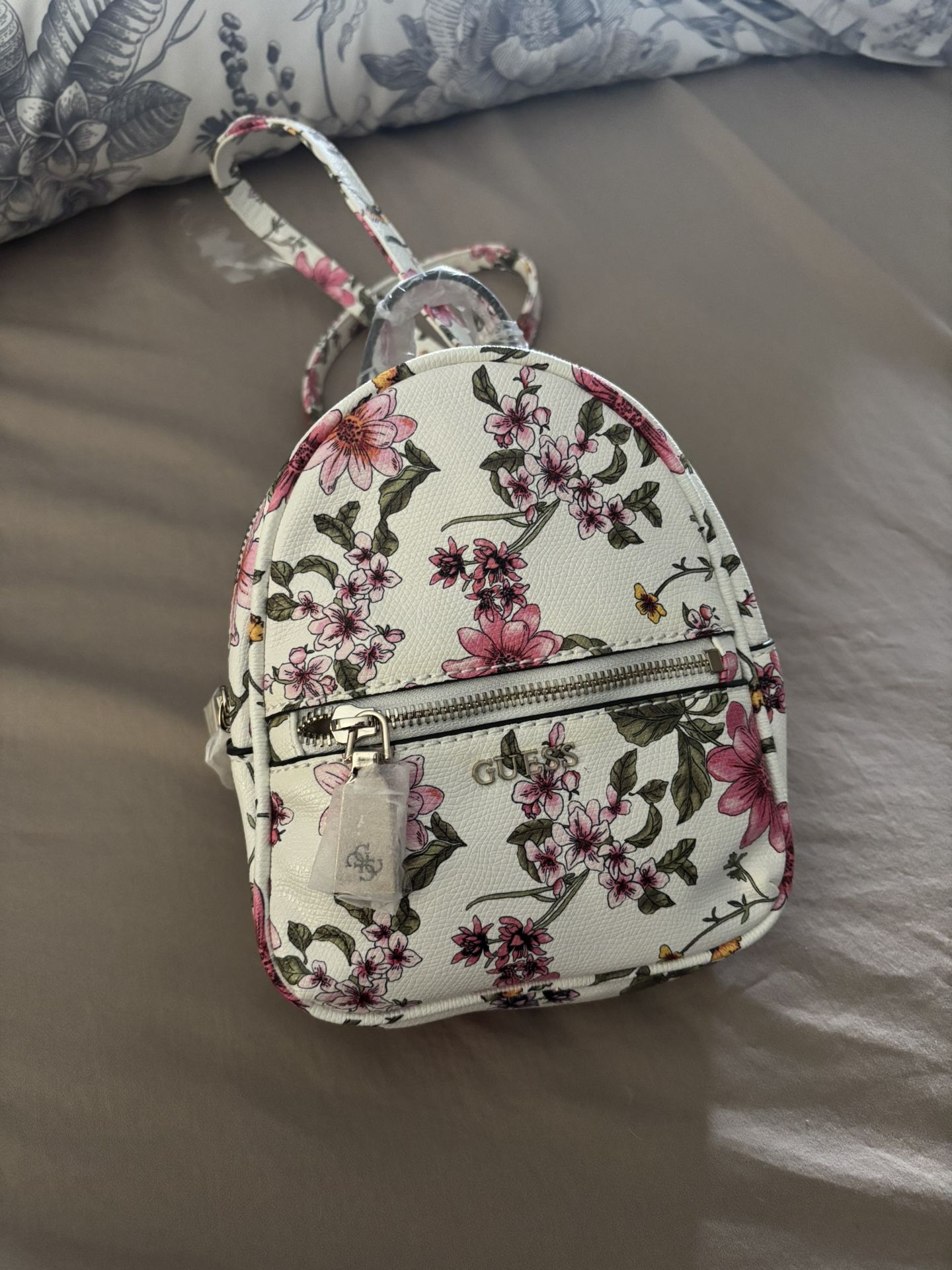 Mini Guess backpack
